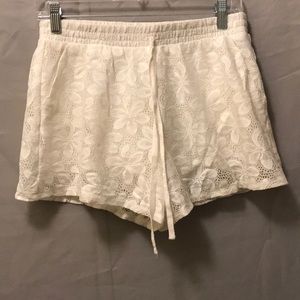 White lace shorts
